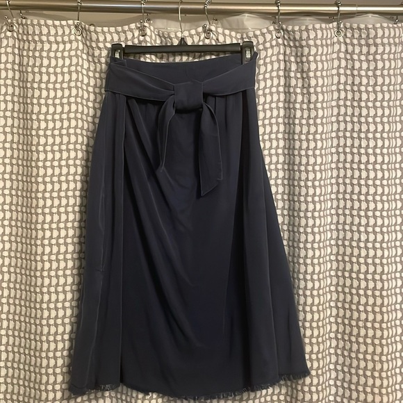 Illa Illa Strapless navy blue mini dress with frayed hem, pockets, elastic back. - Picture 1 of 13